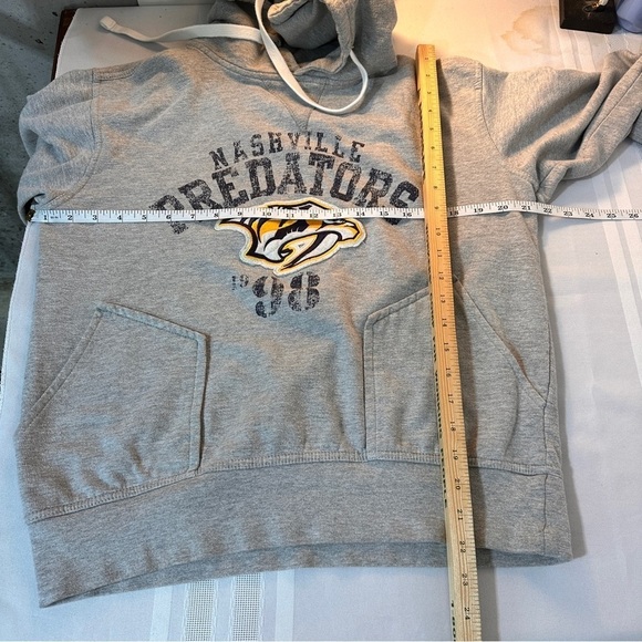 Old Time Hockey Hoodie Small Gray NHL Causeway Collection Nashville Predators 98 - Picture 9 of 9